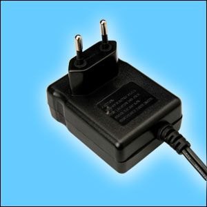 医疗IEC/EN60601认证12V1.5A开关电源适配器