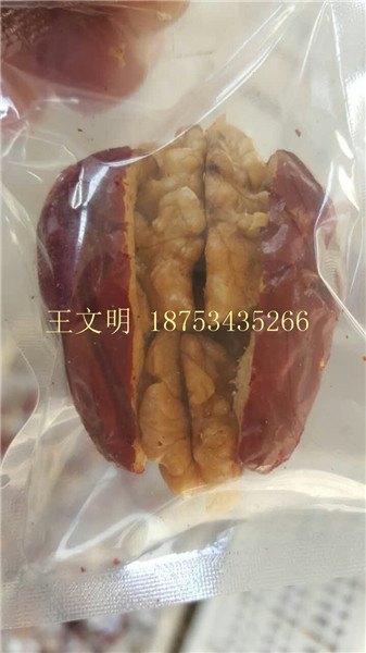 优质红枣夹核桃厂家批发价格