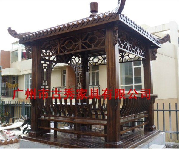 防腐木四角凉亭