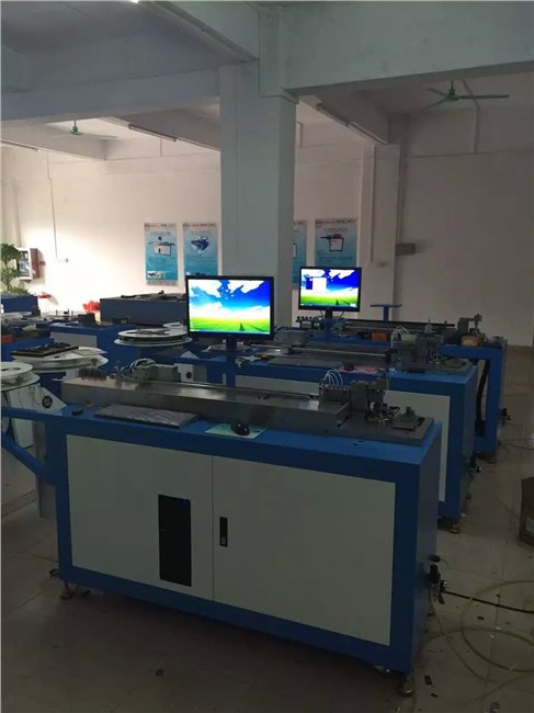 邦力数控激光刀模设备，模切刀全自动弯刀机