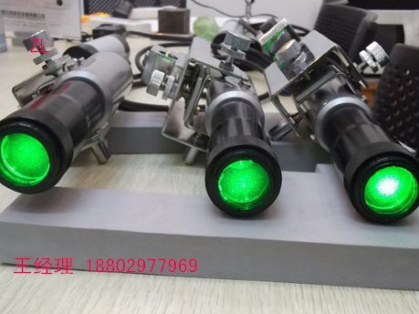大型800m激光指向仪