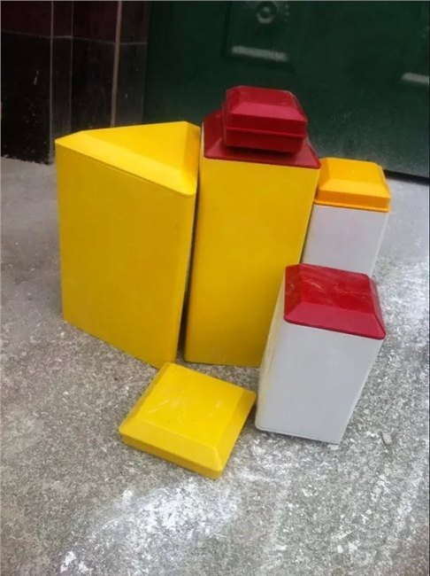 100100PVC标志桩方管/200200PVC标志桩