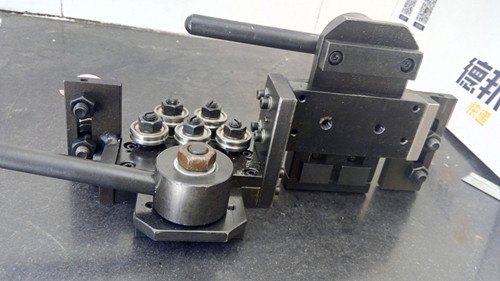 校直器，小型校直器，2mm钢丝用校直器