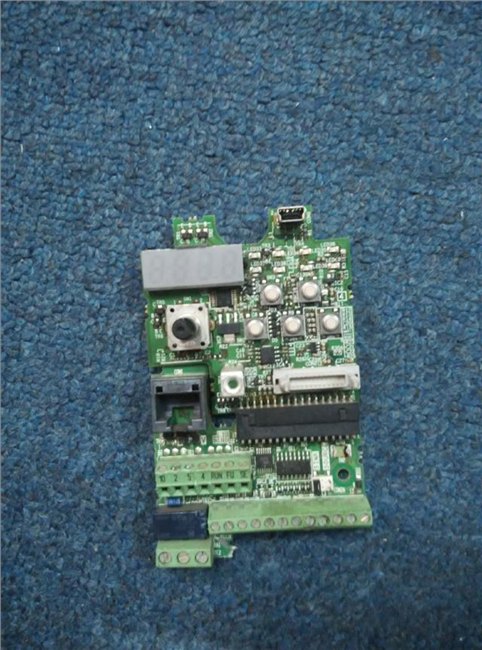 销售三菱变频器配件fr-e740主板购买