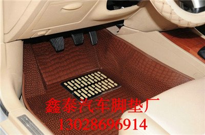 鳄鱼皮汽车脚垫价格表