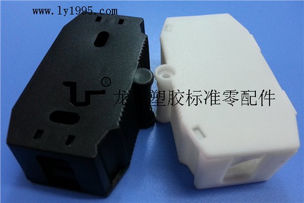 龙三塑胶制造厂大量供应【防水防尘接线盒】质优价廉