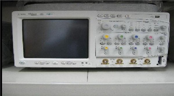 出售回收MSO8104A安捷伦DSO8104A示波器