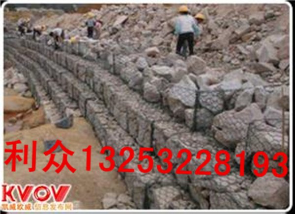 镀锌石笼网防洪护坡河道加固镀锌石笼网箱