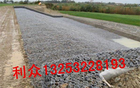 河道整治护坡格宾石笼网垫堤坡加固防护雷诺护垫