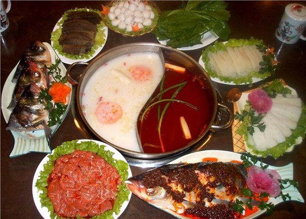 沙坪坝火锅加盟哪家好齐齐餐饮文化有限公司