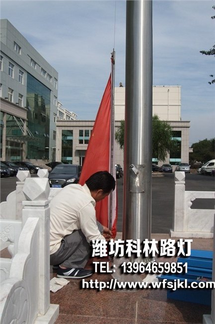 生产销售各种电警杆