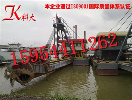 山东绞吸式挖泥船清淤疏浚设备挖泥船厂家售价