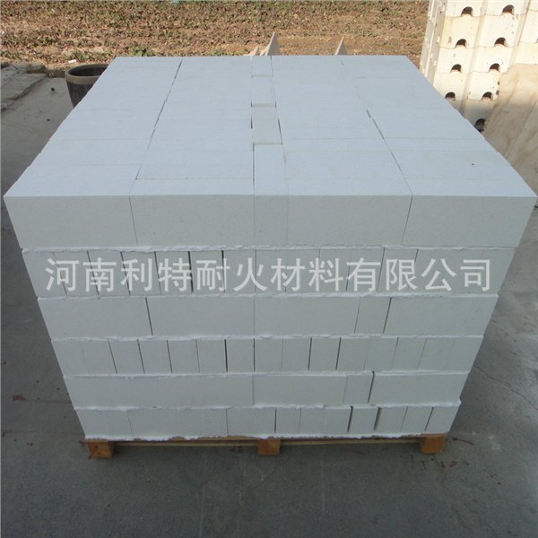 批发供应高铝聚轻砖轻质粘土保温砖耐火砖抗剥落刚玉砖