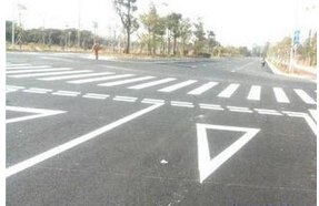 柳州厂区及小区道路划线，地下车库划线，划停车线。