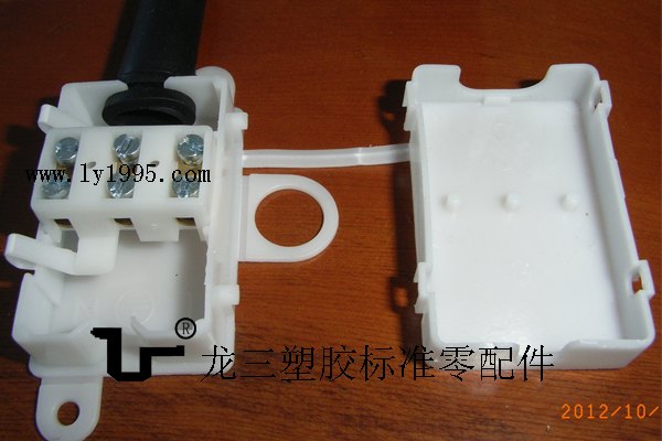 东莞龙三厂家直销【2315接线盒】量大有优惠