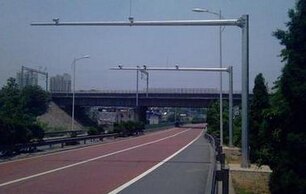 云南马路小区路边停车库划线,厂区冷涂划线漆施工