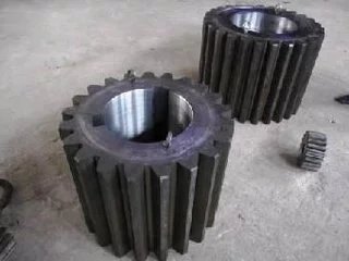 900x1800球磨机大小齿轮、齿圈高质量宝华配件