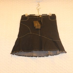 公司转型仓库服装包仓处理