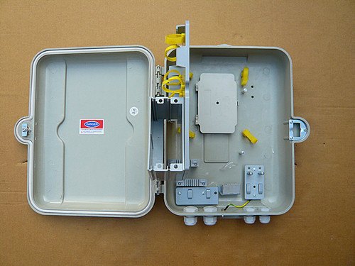 光分纤箱1分8插片式分路器箱体分纤箱分线盒楼道箱
