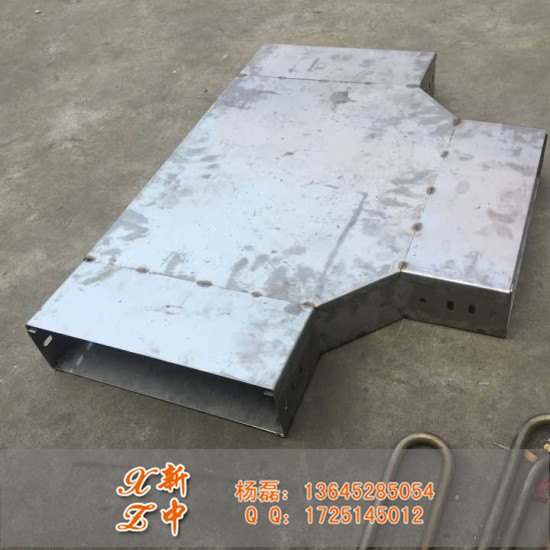 桥架弯头与桥架三通电缆桥架转弯连接可定制