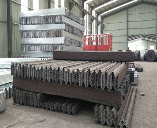 娄底波形护栏、娄底波形护栏厂家、湖南娄底波形护栏厂家