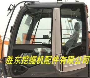日立ZX240LC-3挖掘机驾驶室