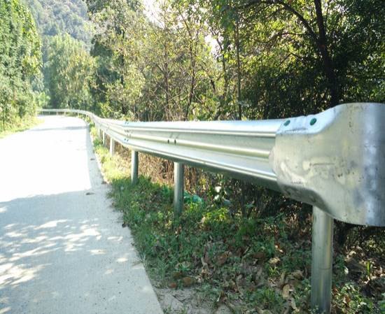 永州波形护栏、永州波形护栏厂家、湖南永州波形护栏厂家