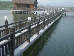 厂家批发仿木护岸桩水泥仿木栏杆