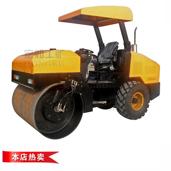 HYL4.0中型座驾压路机精益求精
