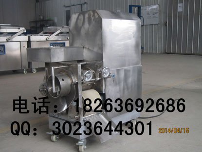 全自动鱼肉采集机，鱼肉脱刺机，鱼糜机价格