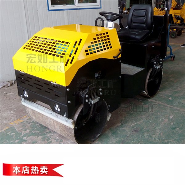 小型驾驶式压路质量取胜