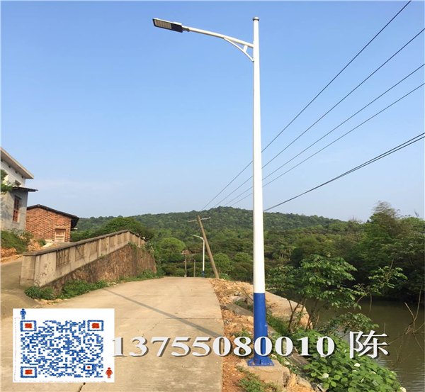 湖北太阳能路灯报价潜江市农村太阳能路灯现货6米路灯杆询价