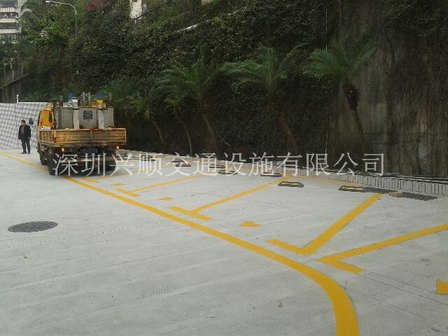 深圳道路划线深圳车库画线深圳划线施工队