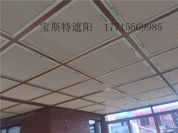 玻璃顶隔热遮阳蜂窝帘生产厂家
