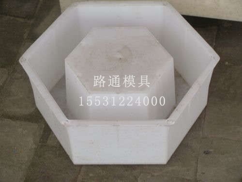 供应六角护坡模具隆兴模具厂最低价销售