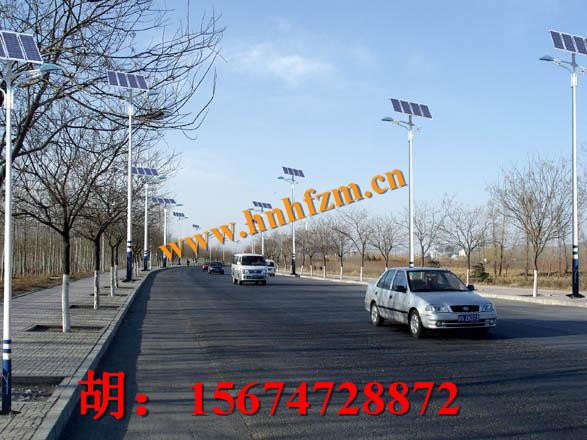 广西崇左市太阳能LED路灯高亮度路灯灯杆浩峰厂家质保三年