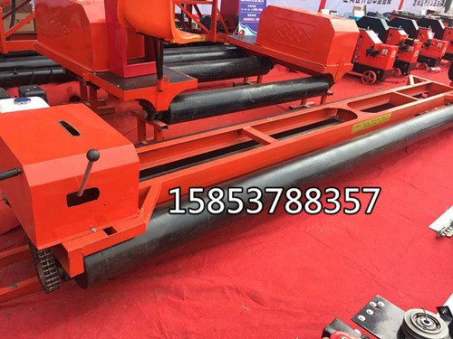 以最优质量给您浩鸿滚筒摊铺机 混凝土铺平机 四轴摊铺机