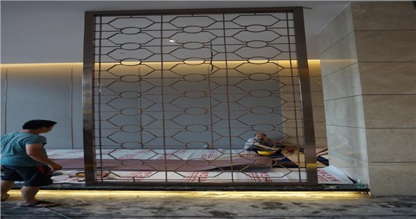 酒店不锈钢屏风厂家-雕花不锈钢屏风厂家