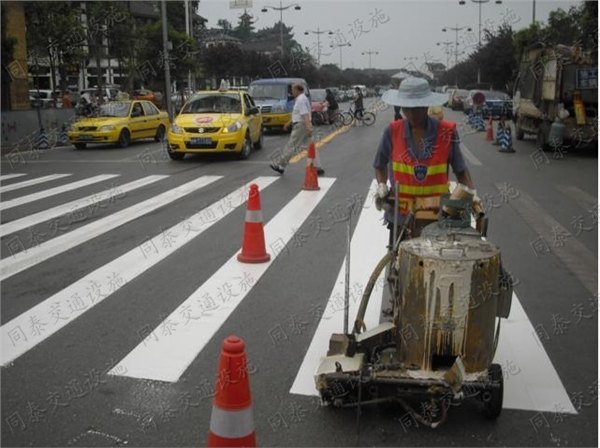 玉林提供马路划线专用油漆道路油漆生产供应商