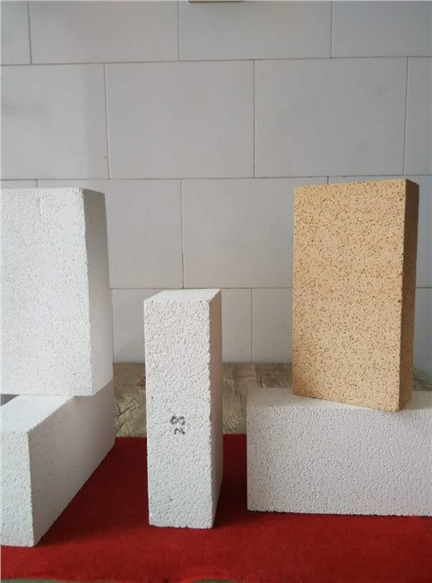高铝聚轻保温砖