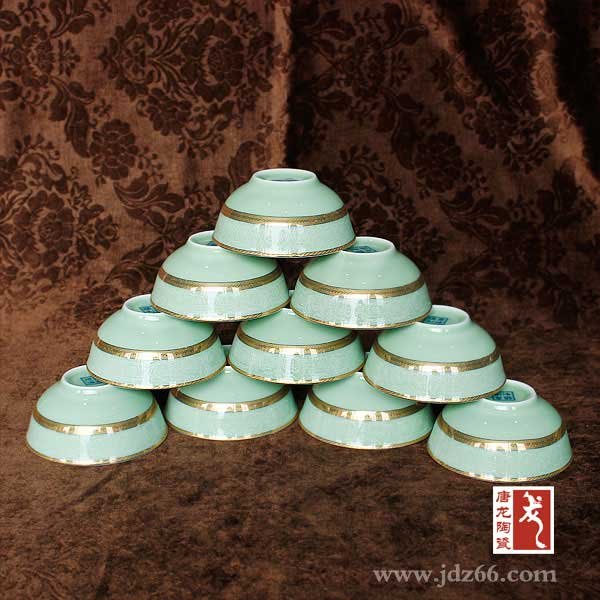 江西景德镇的陶瓷厂家，定制馈赠礼品餐具
