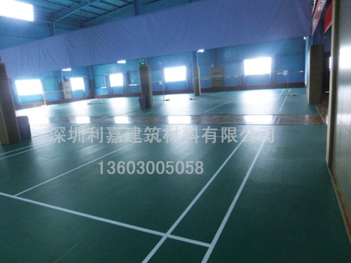 广东东莞利嘉pvc羽毛球场运动地板专业生产商