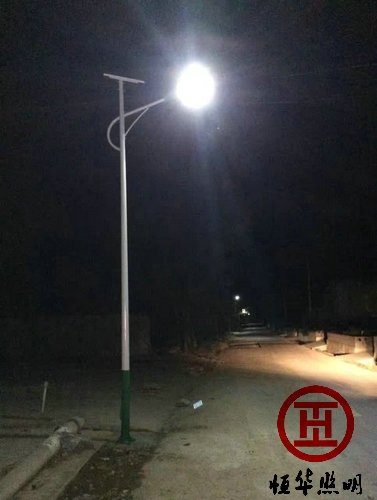 恒华照明太阳能LED庭院灯庭院灯杆厂家