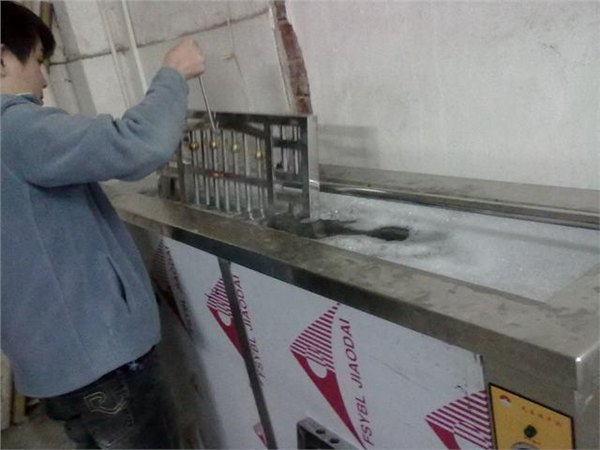 专用除蜡清洗机