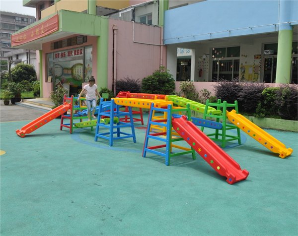 重庆幼儿园塑料爬楼梯攀爬架