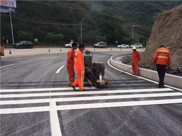 涪陵道路划线施工公司 重庆兆基交通专业标线企业
