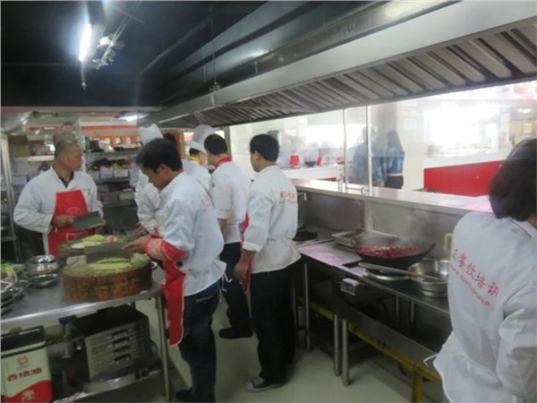 曲靖哪里可以学火锅底料四川火锅怎么做好吃