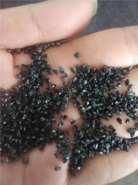 河南 洛阳 喷砂除锈专用金刚砂磨料 金刚砂除锈砂专业生产厂家