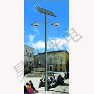 太阳能庭院灯多少钱一套 太阳能路灯厂家