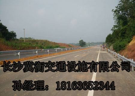 波形护栏安装人工费,波形护栏厂家,波形护栏厂家直销